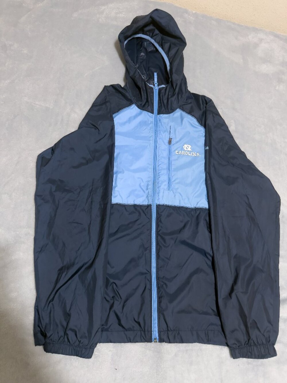 Columbia UNC North Carolina Tar Heels Hooded Windbreaker Jacket Size S